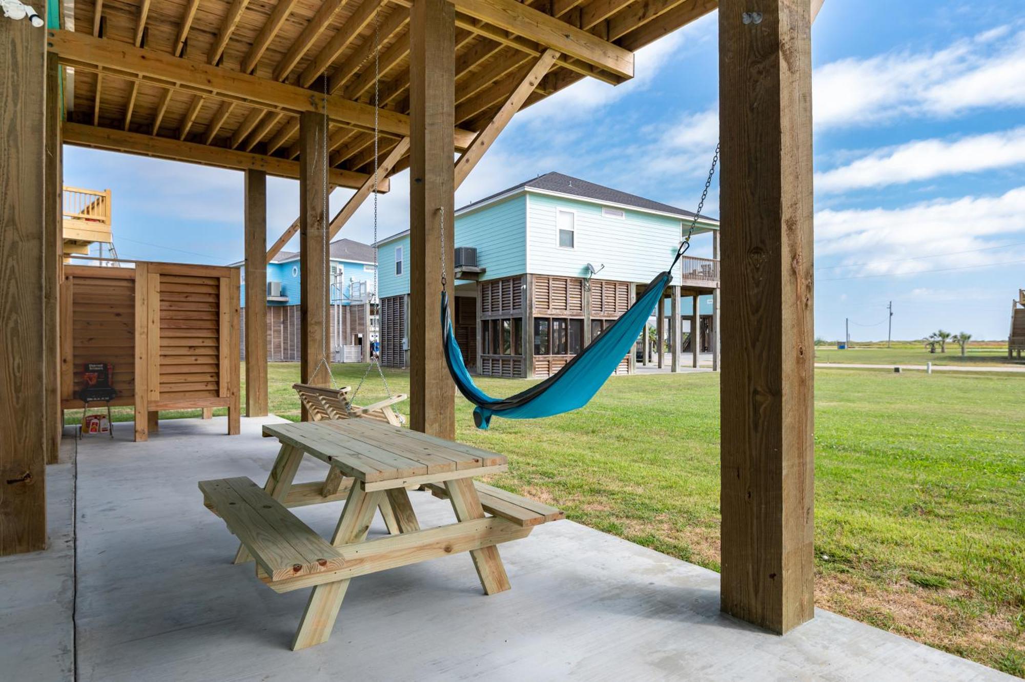 Stylish 4Br Crystal Beach Retreat Walk To Beach Bolivar Peninsula Kültér fotó