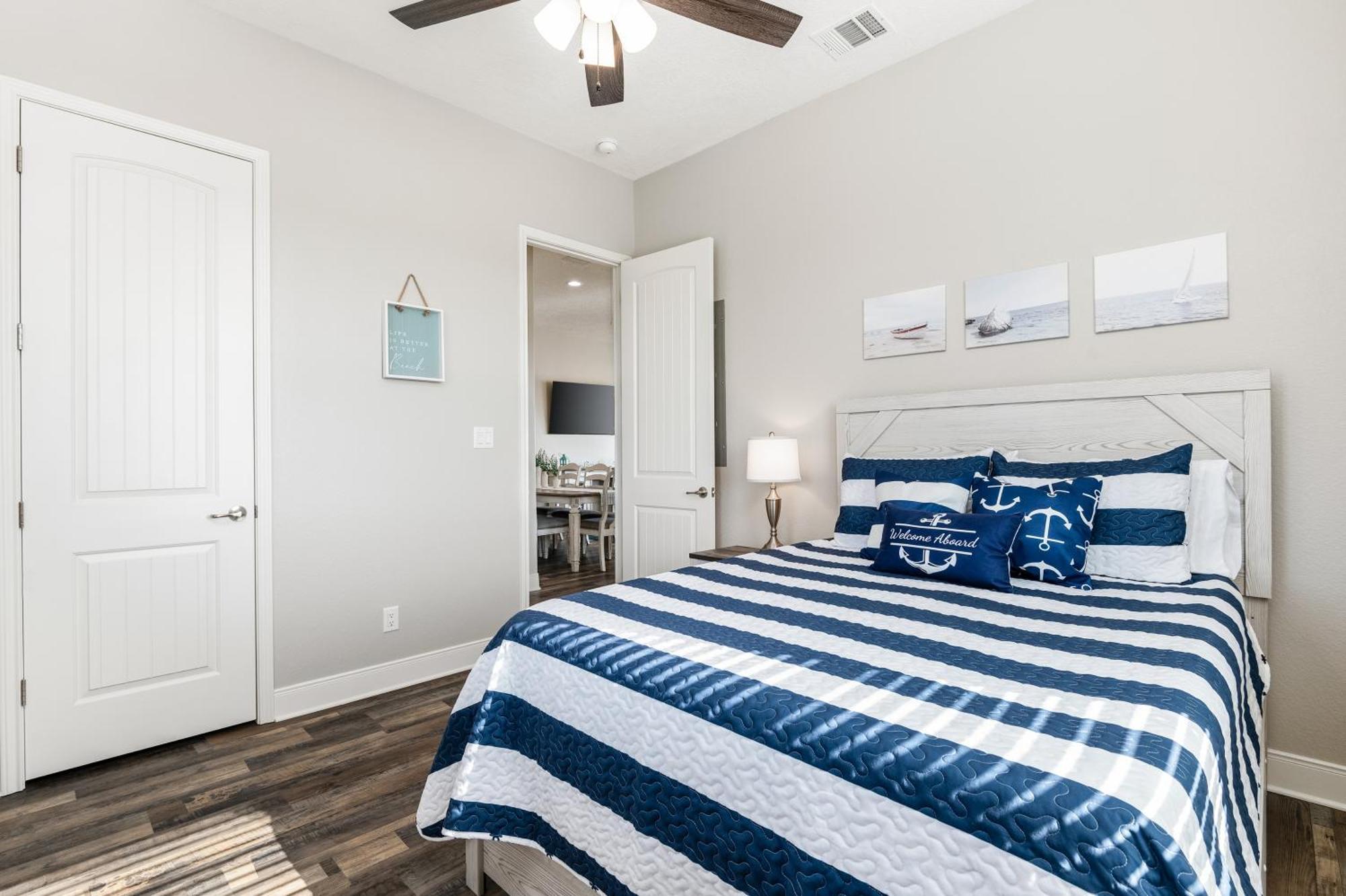 Stylish 4Br Crystal Beach Retreat Walk To Beach Bolivar Peninsula Kültér fotó